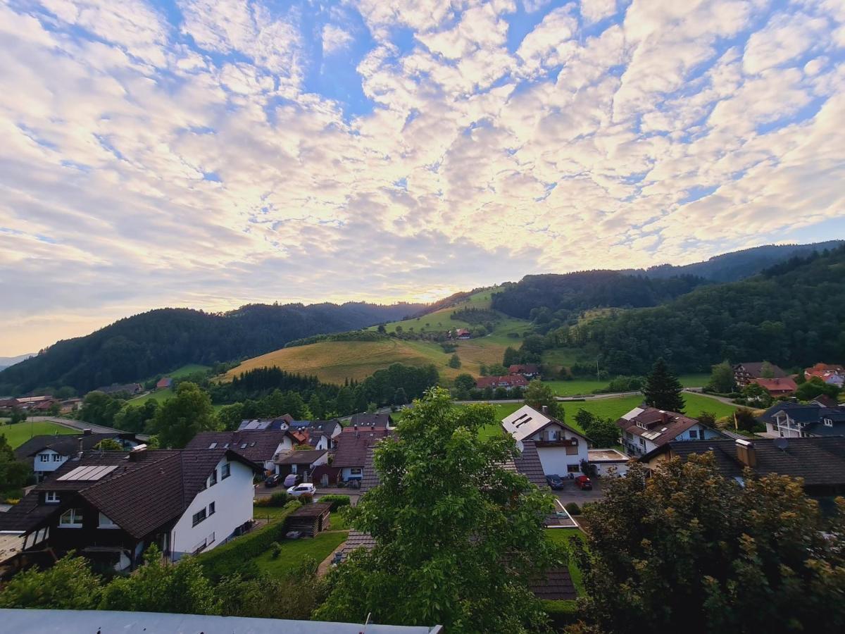 Ferienwohnung Mit Komfort Oberharmersbach Buitenkant foto