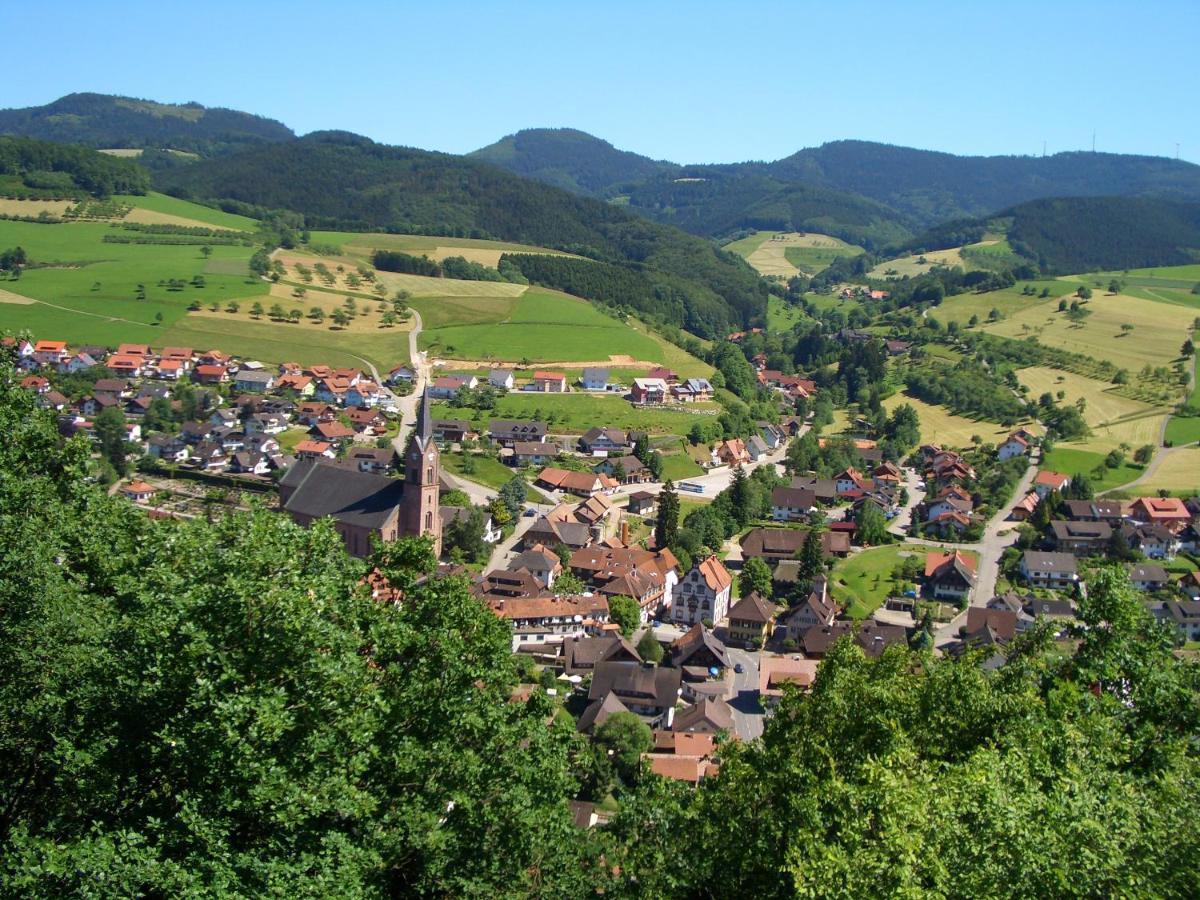 Ferienwohnung Mit Komfort Oberharmersbach Buitenkant foto